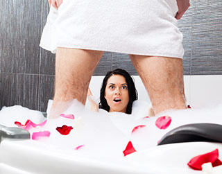 Femme choquée par la taille du pénis de son partenaire - Pourquoi Gmax est un aphrodisiaque masculin efficace - ShytoBuy France Femme choquée par la taille du pénis de son partenaire - Pourquoi Gmax est un aphrodisiaque masculin efficace - ShytoBuy France
